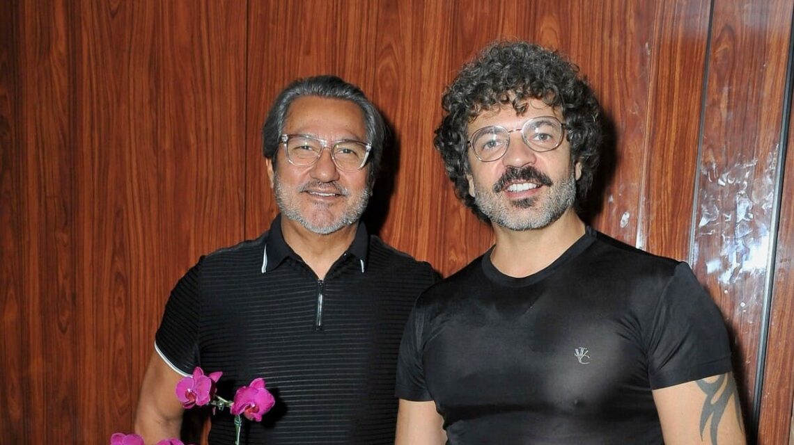 Celebração em Grande Estilo: Marcelo Espíndola comemora 49 anos em noite inesquecível no Coco Bambu